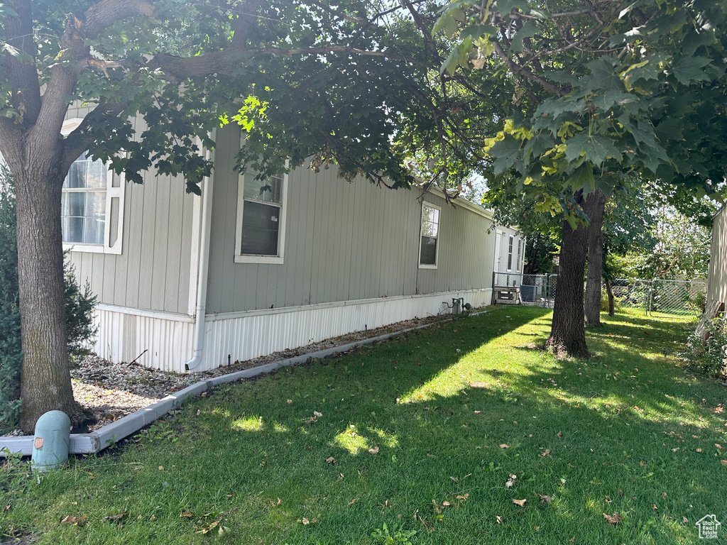 Photo 3 for MLS #2108453 at 1182 S 900 East