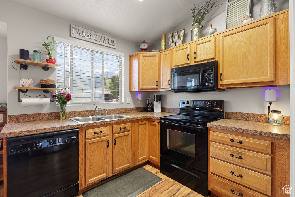 Photo 15 for MLS #2108459 at 856 S 200 West