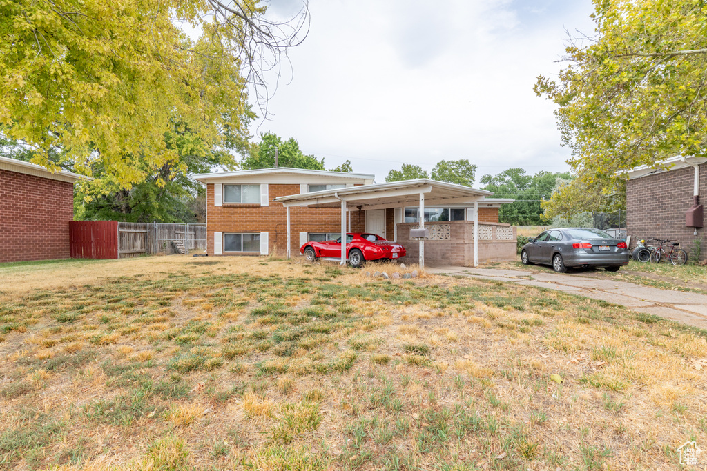 5810 S 2550 W Roy, UT 84067