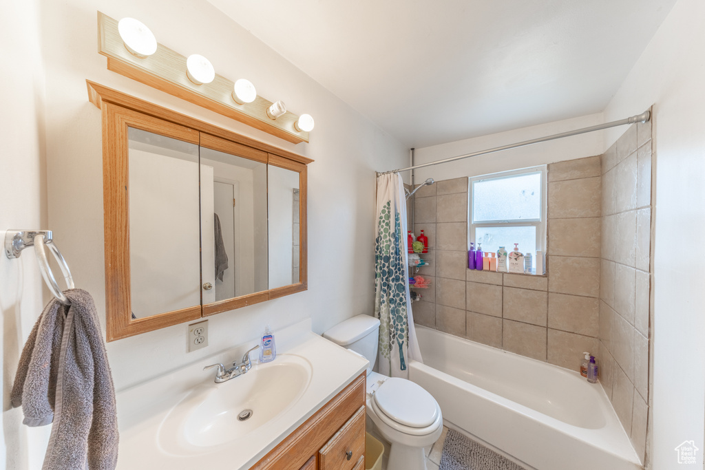 5810 S 2550 W Roy, UT 84067