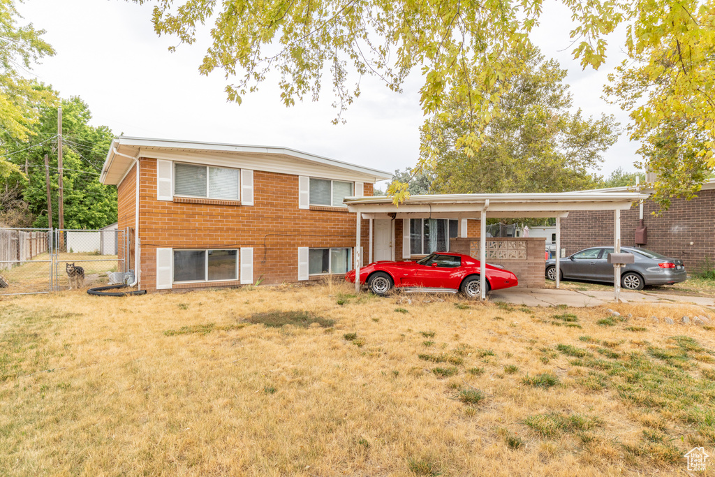 5810 S 2550 W Roy, UT 84067