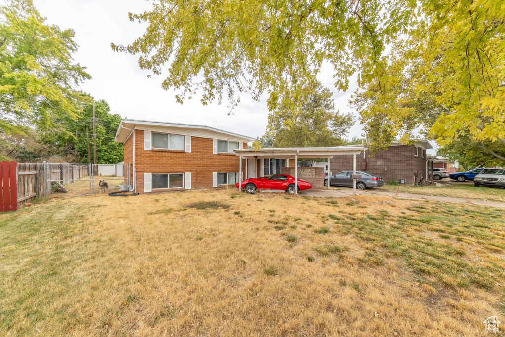 5810 S 2550 W Roy, UT 84067