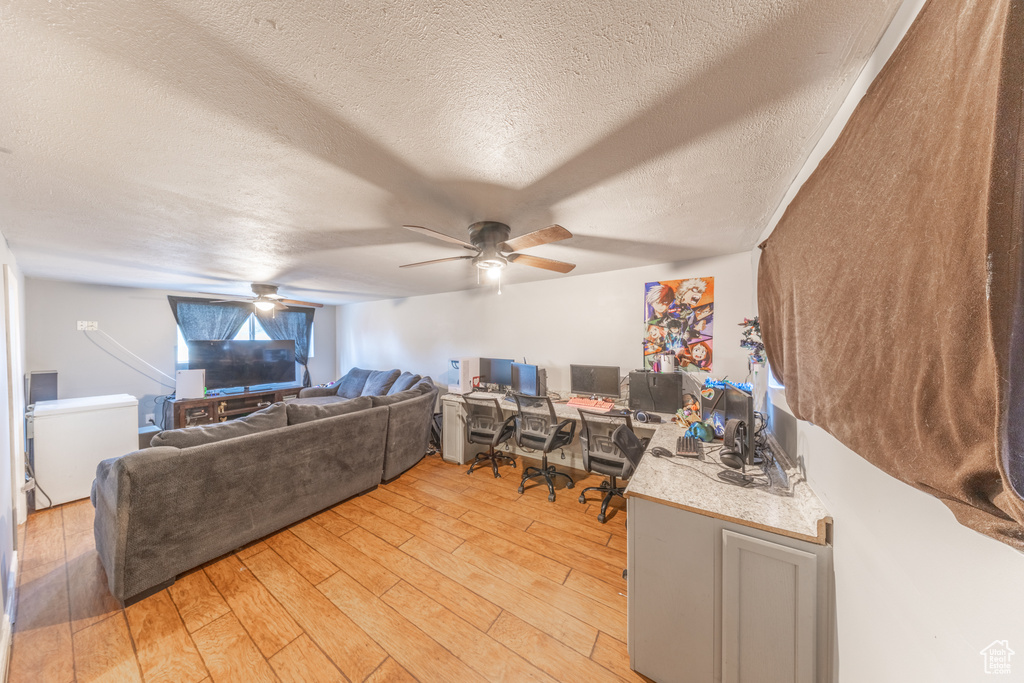 5810 S 2550 W Roy, UT 84067