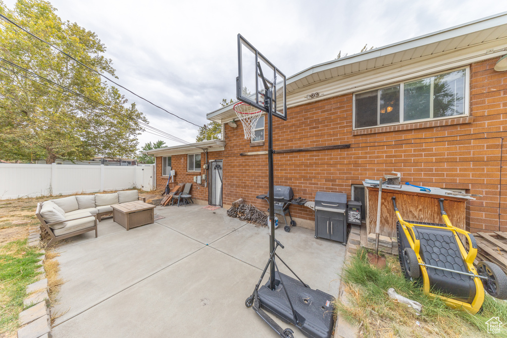 5810 S 2550 W Roy, UT 84067