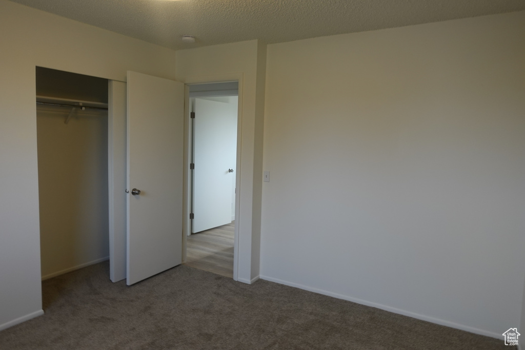 3330 S SQUIREWOOD DR West Valley City, UT 84120