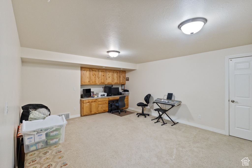 1763 W 1915 S Syracuse, UT 84075