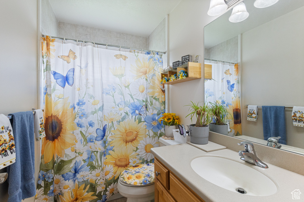 1763 W 1915 S Syracuse, UT 84075