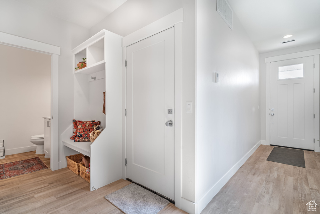 2784 S 1720 W #A Syracuse, UT 84075