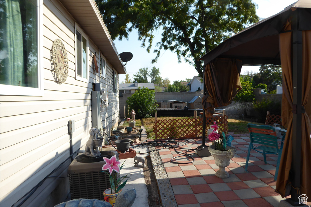 5278 S KEMP DR Kearns, UT 84118