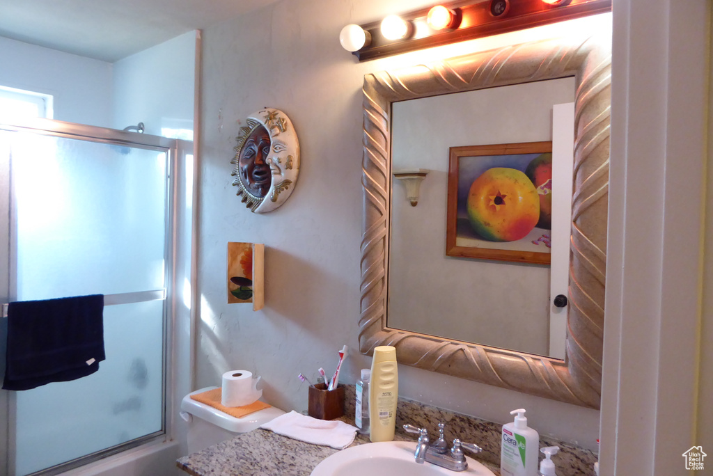 5278 S KEMP DR Kearns, UT 84118