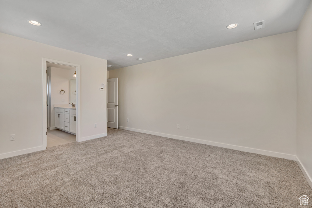 6646 S SKYLOOP DR #8 West Jordan, UT 84081