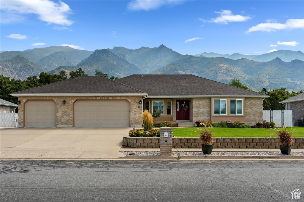 Photo 2 for MLS #2108508 at 1262 N 2575 East
