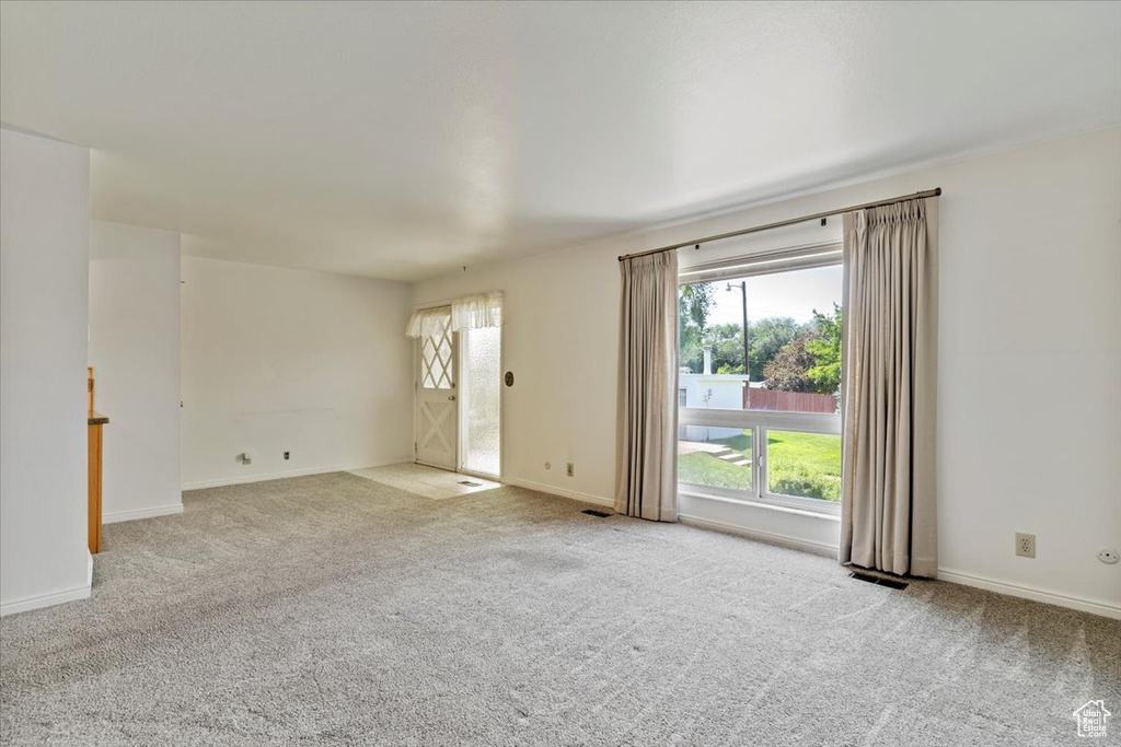 Photo 3 for MLS #2108512 at 4060 S 875 East #54