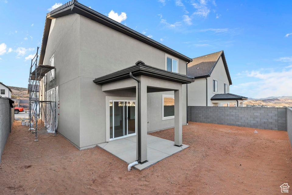 Photo 2 for MLS #2108514 at 1472 S Sinawava Dr #4127