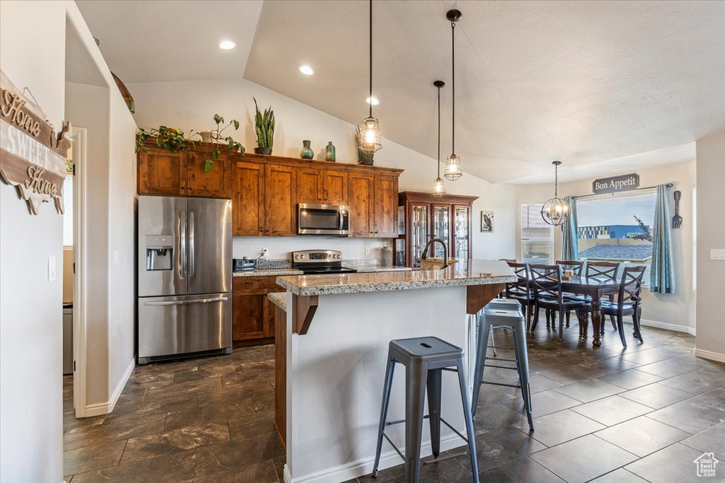 Photo 9 for MLS #2108526 at 306 S Sunburst Dr