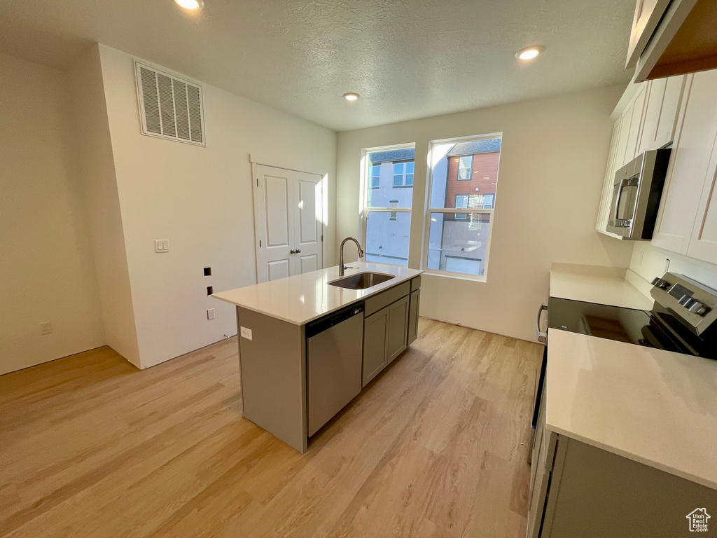 Photo 3 for MLS #2108529 at 891 S Mathilda Dr #252