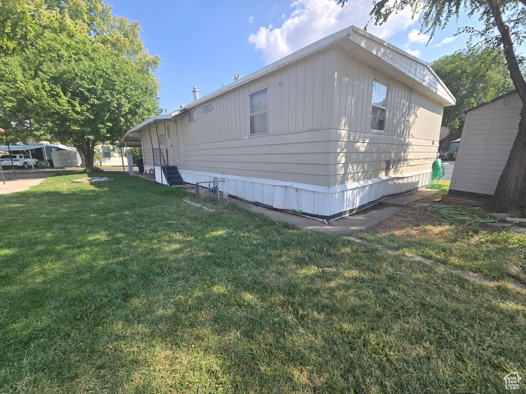 Photo 3 for MLS #2108537 at 5100 S 1050 West #E37