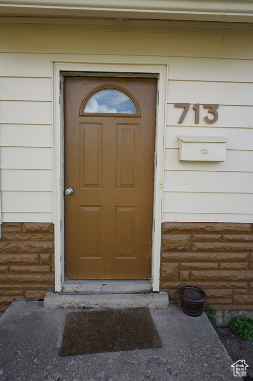 713 CHESTER ST Ogden, UT 84404