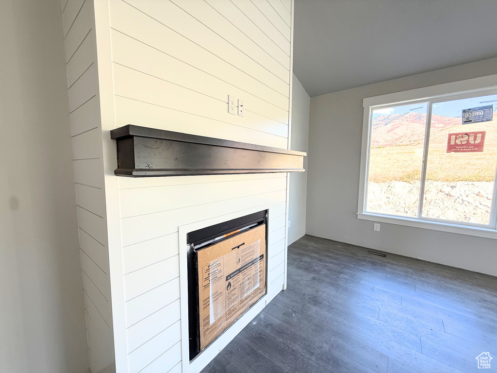 Photo 12 for MLS #2108545 at 372 S 1150 East #607