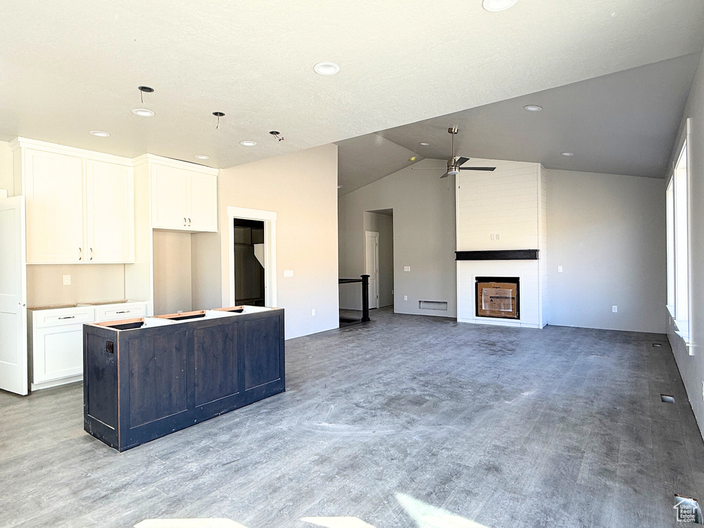 Photo 10 for MLS #2108545 at 372 S 1150 East #607
