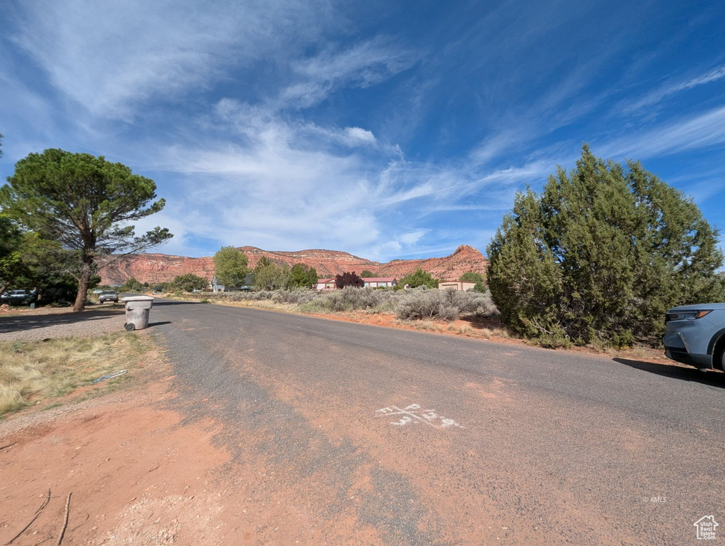 Photo 12 for MLS #2108550 at 859 W Chamberlain Dr