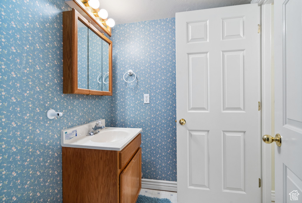 13886 S 4000 W Bluffdale, UT 84065