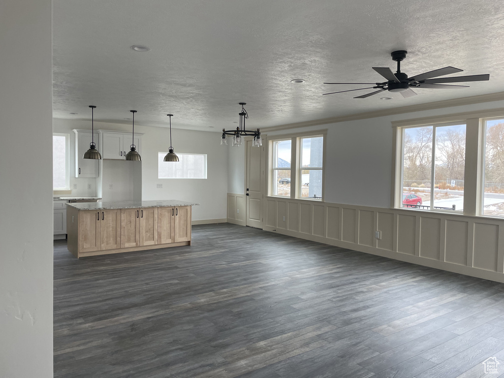 817 S 1365 W Lehi, UT 84043