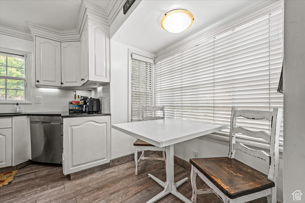 Photo 14 for MLS #2108585 at 3054 Polk Ave