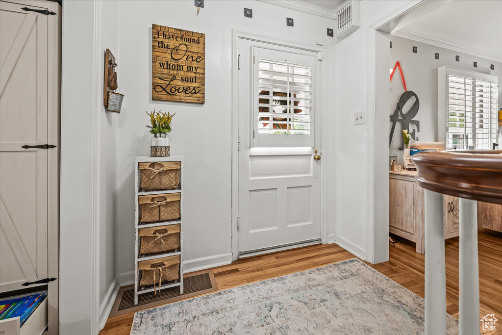 Photo 6 for MLS #2108585 at 3054 Polk Ave