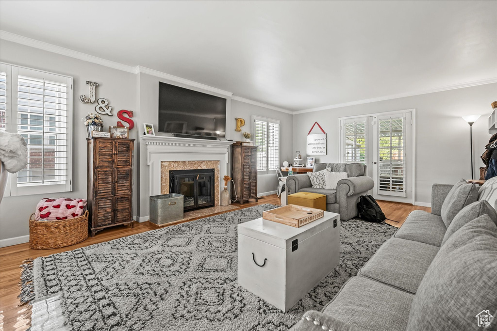 Photo 7 for MLS #2108585 at 3054 Polk Ave