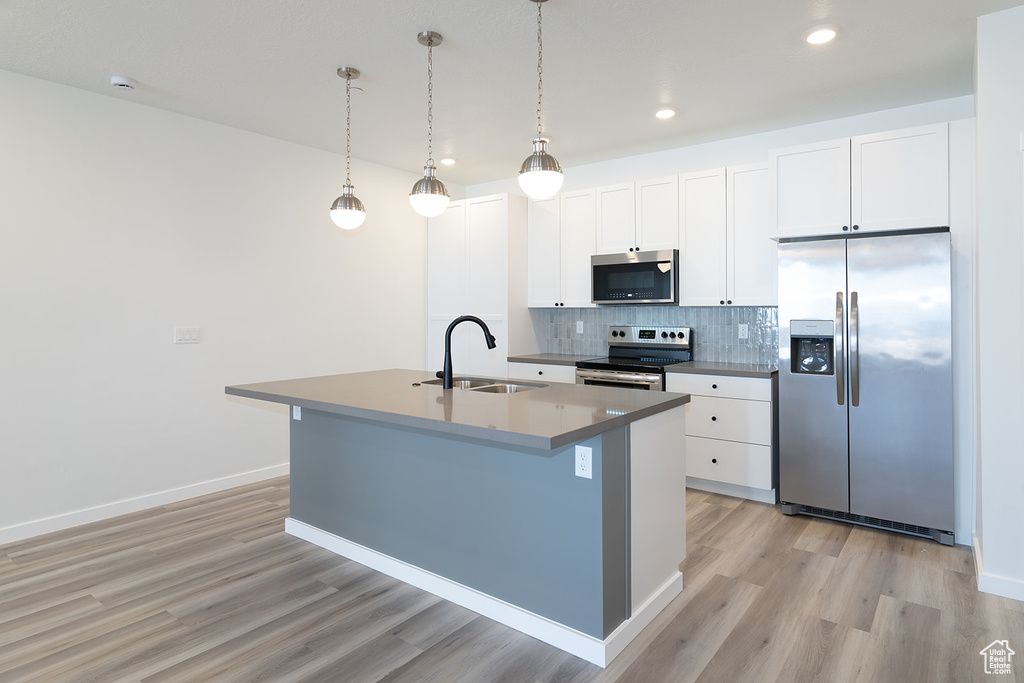 Photo 6 for MLS #2108590 at 170 N Chapparral Dr #11