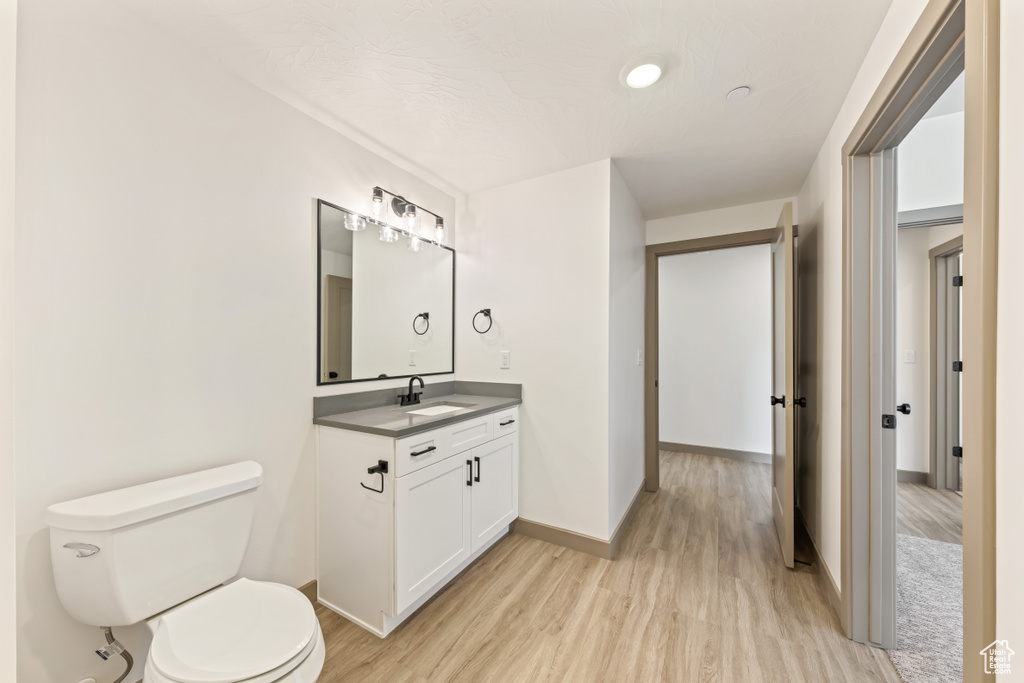 Photo 15 for MLS #2108597 at 224 N Chapparral Dr #M200