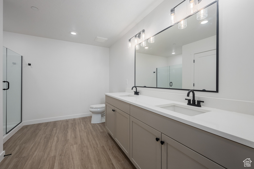 Photo 12 for MLS #2108598 at 226 N Cliffside Dr #L300