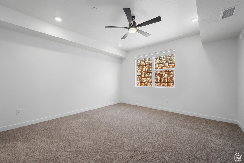 Photo 10 for MLS #2108598 at 226 N Cliffside Dr #L300
