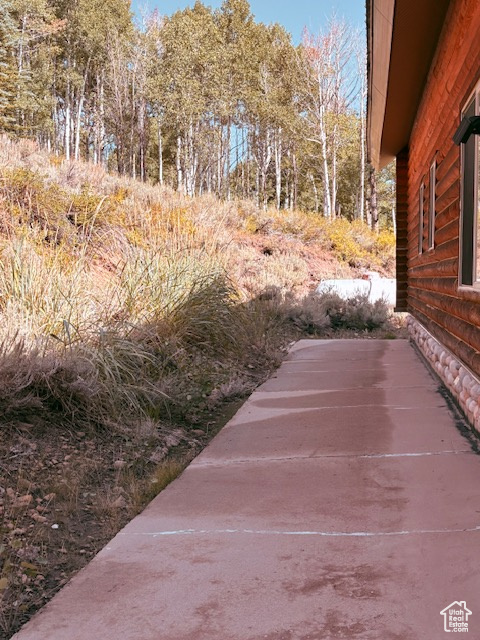 Photo 7 for MLS #2108608 at 1933 N Corral Rd