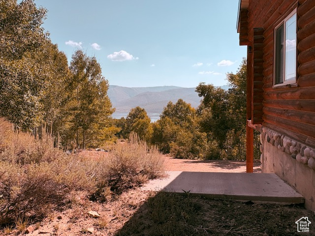 Photo 5 for MLS #2108608 at 1933 N Corral Rd