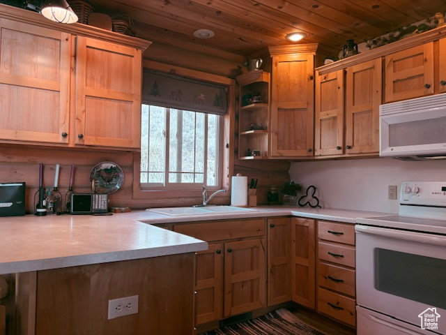 Photo 25 for MLS #2108608 at 1933 N Corral Rd