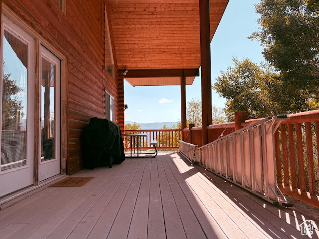 Photo 9 for MLS #2108608 at 1933 N Corral Rd