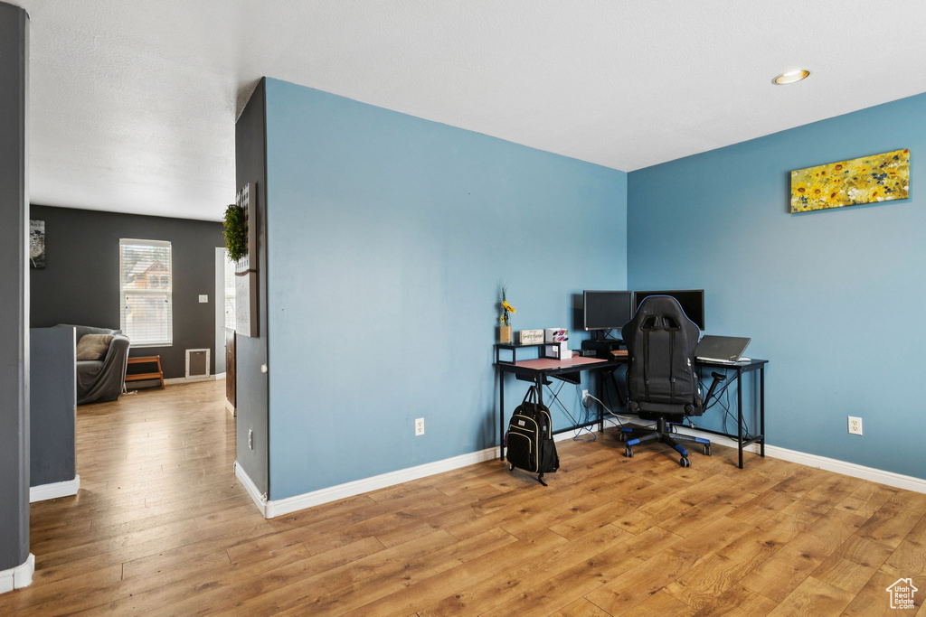 546 E 560 N Tooele, UT 84074