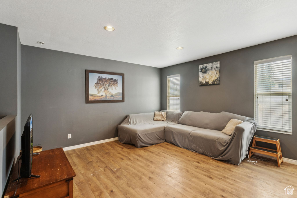 546 E 560 N Tooele, UT 84074