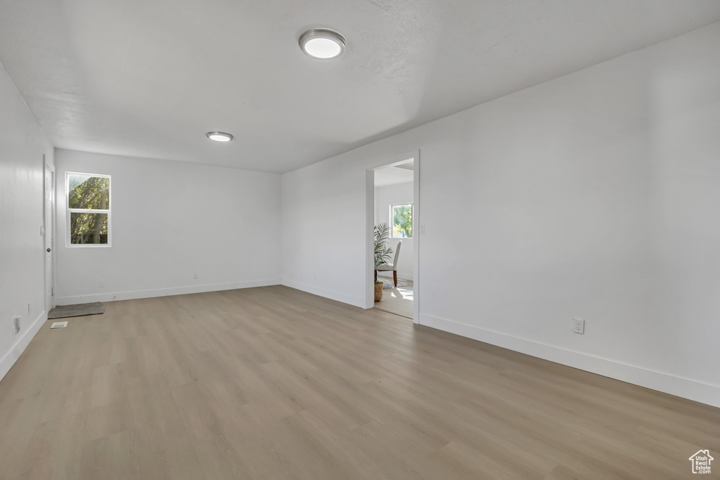 Photo 9 for MLS #2108616 at 1744 W 150 North