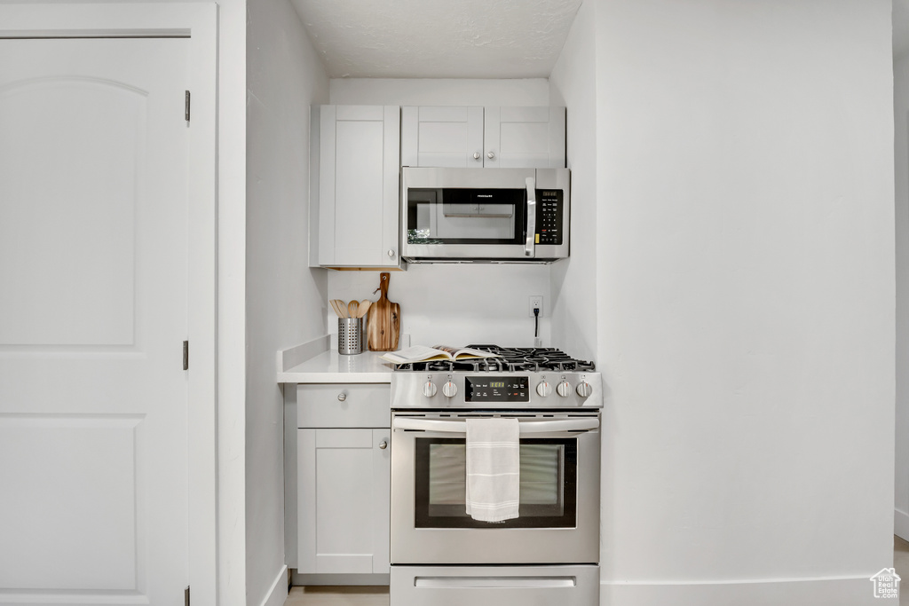 Photo 6 for MLS #2108616 at 1744 W 150 North