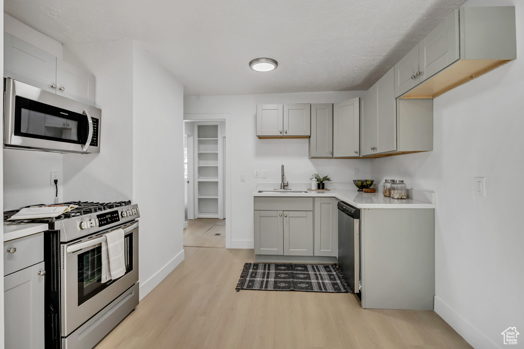 Photo 5 for MLS #2108616 at 1744 W 150 North