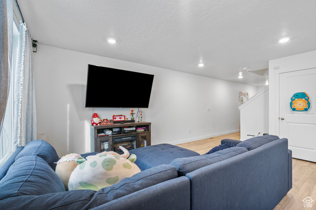 Photo 4 for MLS #2108639 at 1027 E Reef Dr
