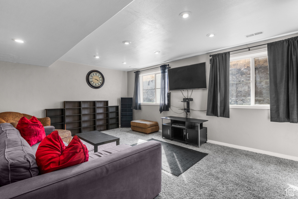 10965 N WALLACE LN Tremonton, UT 84337