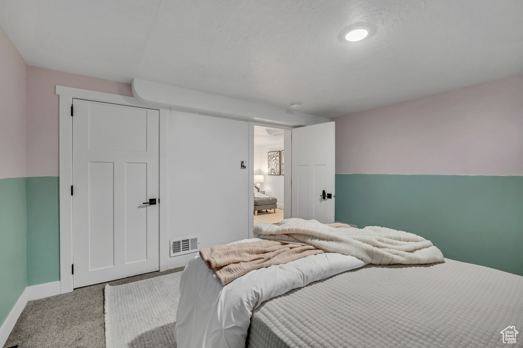 1563 E DOWNINGTON AVE Salt Lake City, UT 84105