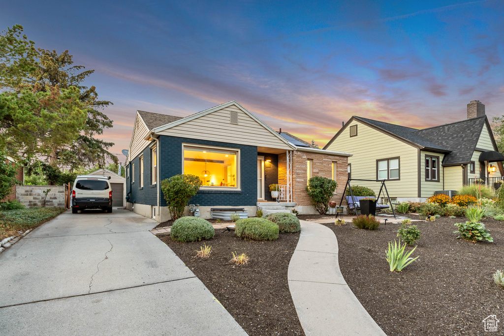 1563 E DOWNINGTON AVE Salt Lake City, UT 84105