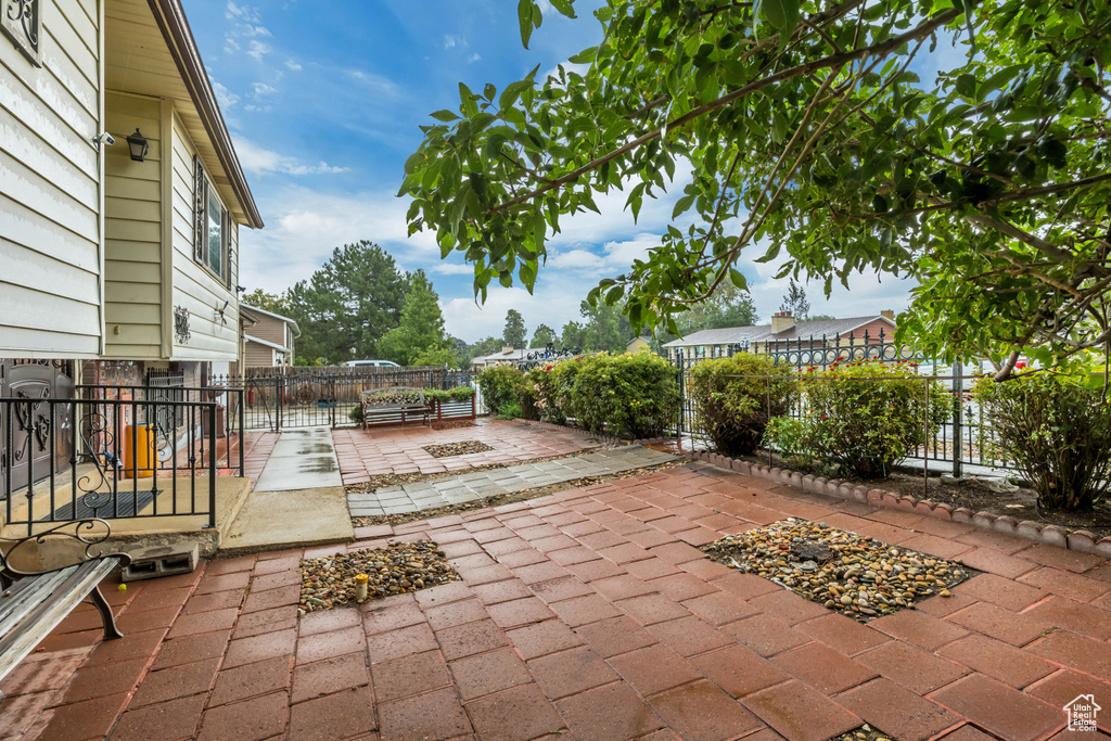 Photo 32 for MLS #2108672 at 3588 W Churchwood Dr