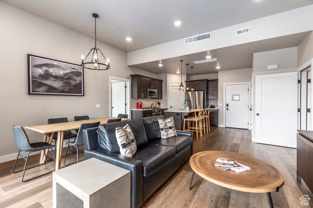 Photo 2 for MLS #2108682 at 909 W Peace Tree Trl #311