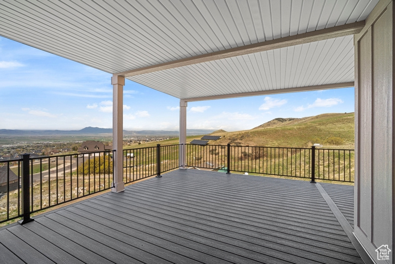 Photo 29 for MLS #2108691 at 2275 E Meadowlark Ln